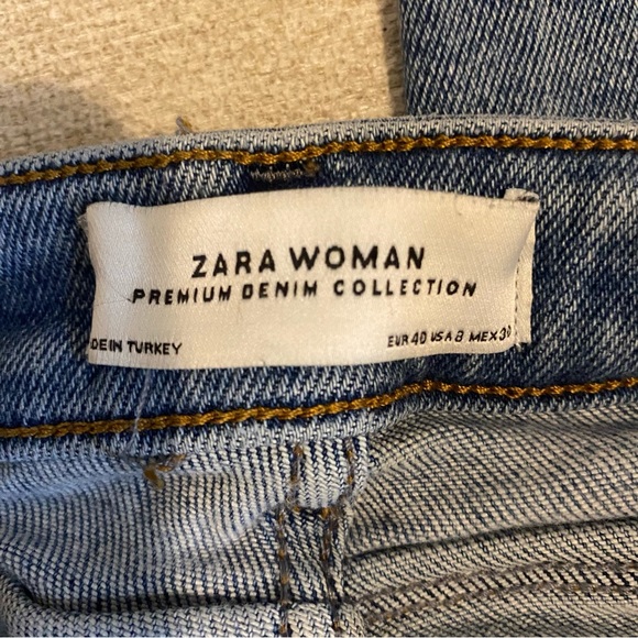 Zara Distressed Denim - Picture 2 of 4
